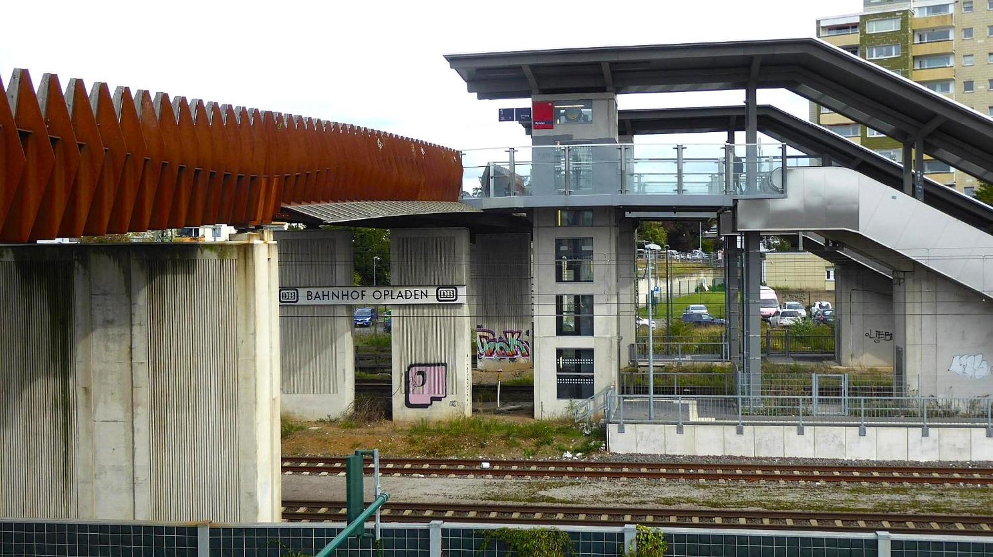 Die Villa, Zimmer 17, Dz 勒沃库森 外观 照片