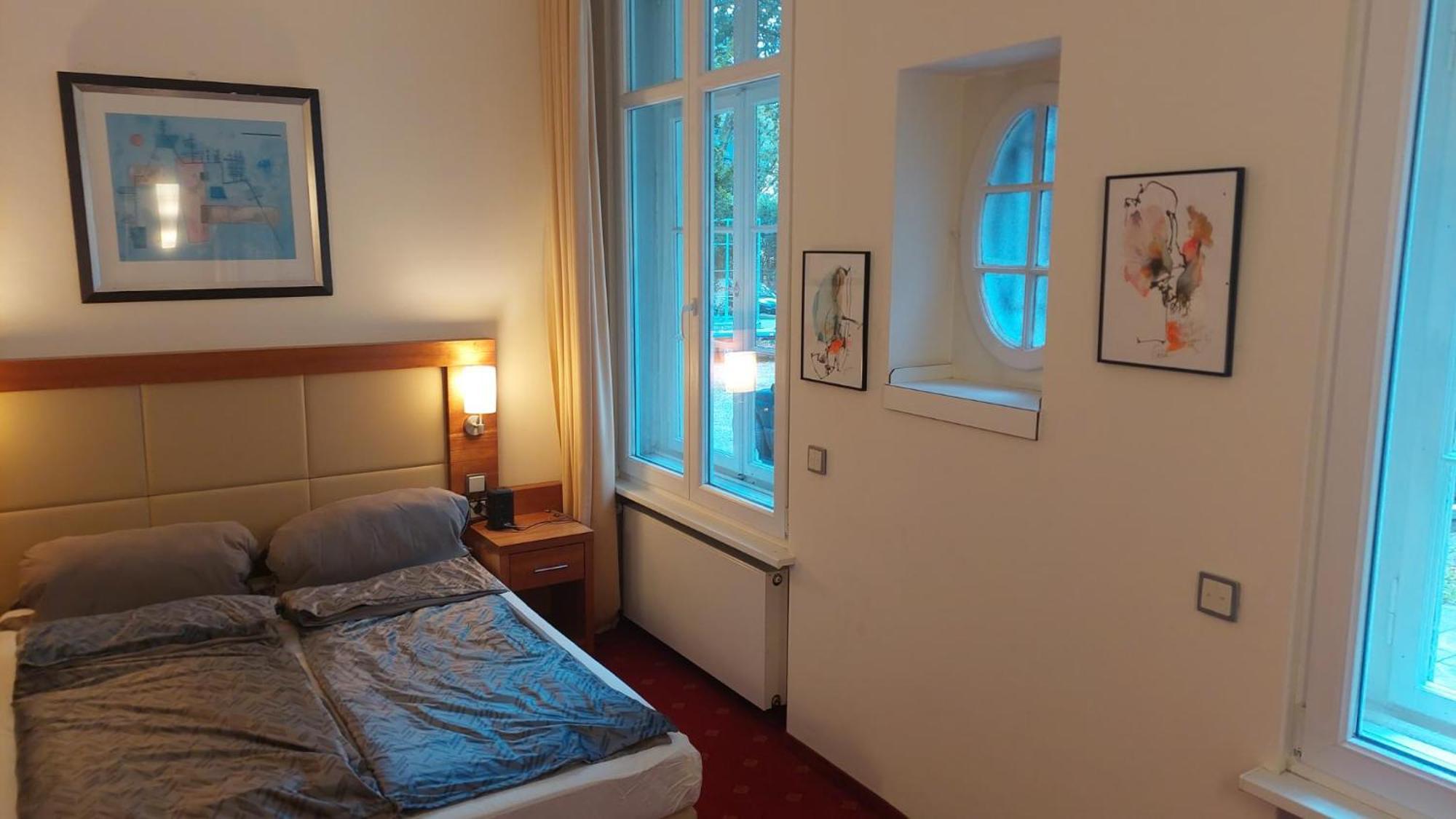 Die Villa, Zimmer 17, Dz 勒沃库森 外观 照片